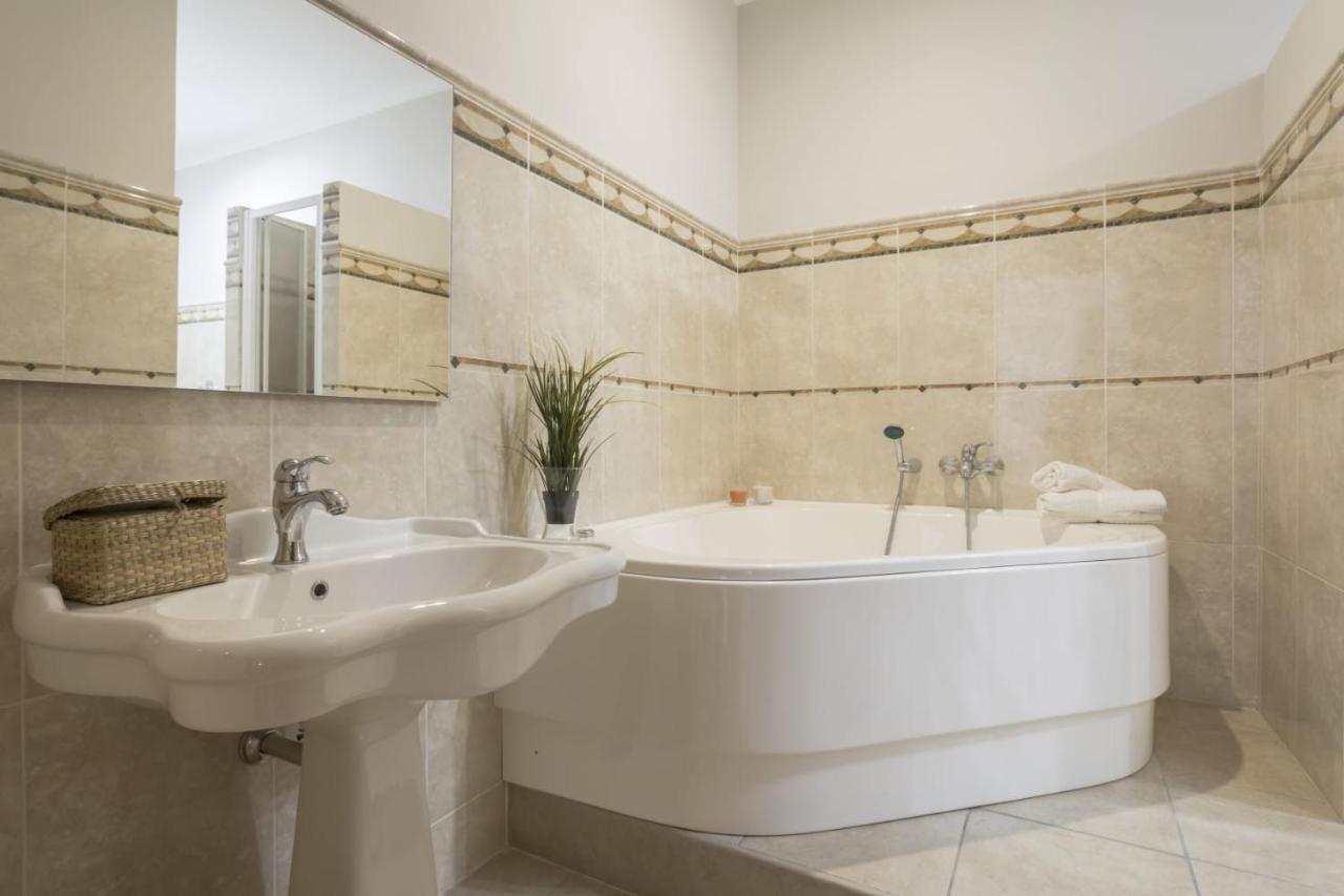A Vista Ri Luocci Hotel โมดิกา ภายนอก รูปภาพ